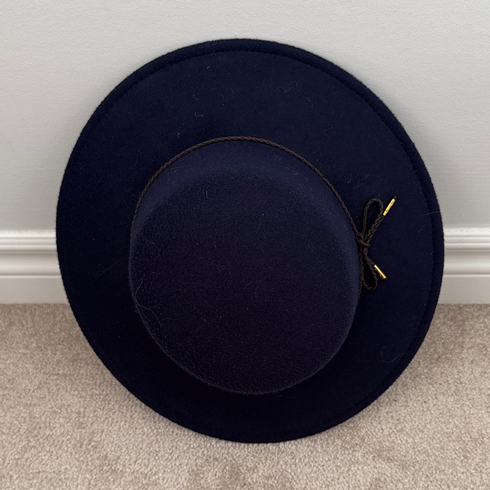 Women’s Navy Blue Hat with Cord Bow Accent
